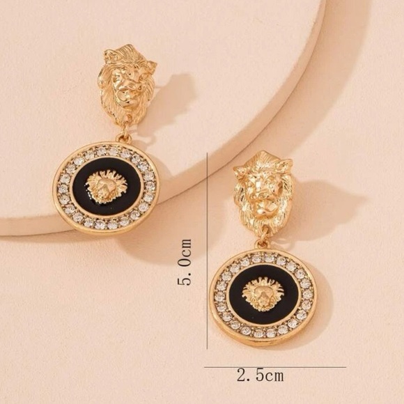 90’s Style Glam Gold & Black Lionhead Door Knocker Statement Earrings - Picture 4 of 13